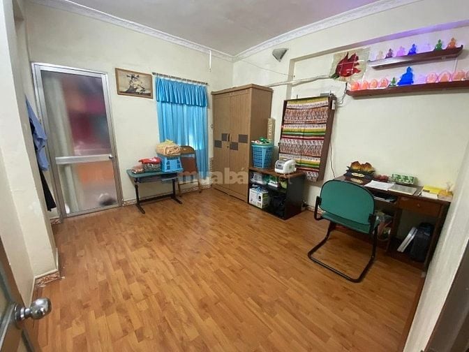 Cho thuê nhà tập thể ngõ 133 thái thịnh