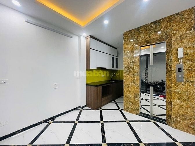 Bán nhà Thanh Nhàn, lô góc thang máy, 30m, 5T, 7.9 tỷ