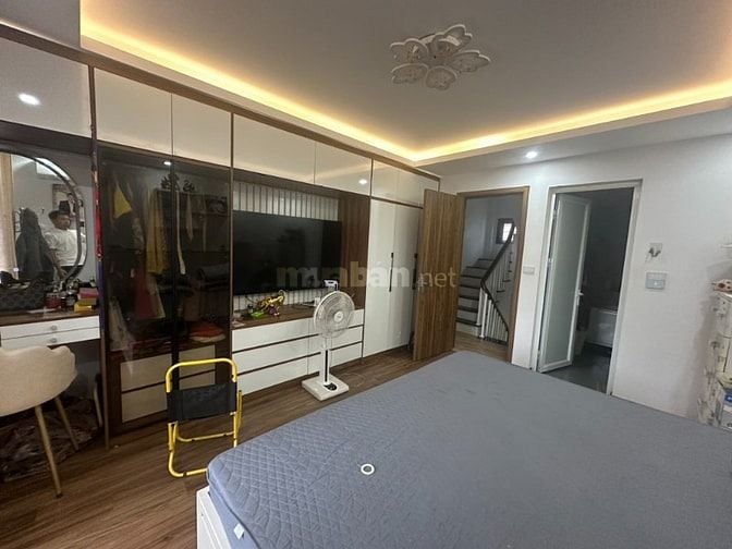 Nhà lô góc 35m2 Mỹ Đình, 6,5 tỷ- Thoáng mát, ngõ rộng, nông, gần ô tô