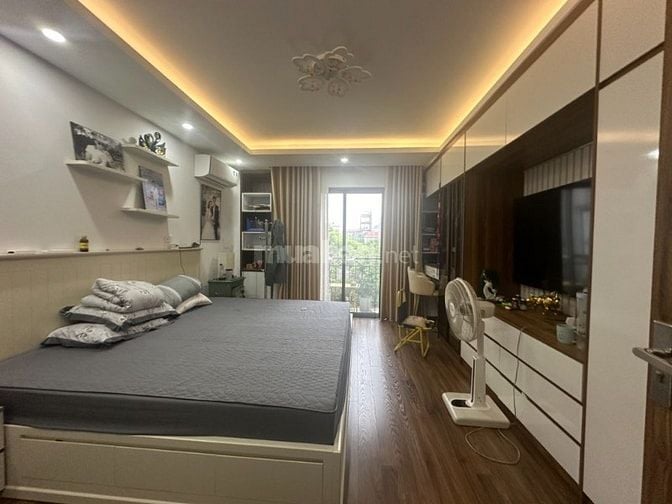 Nhà lô góc 35m2 Mỹ Đình, 6,5 tỷ- Thoáng mát, ngõ rộng, nông, gần ô tô