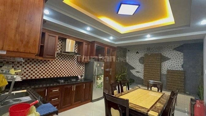 🏡 BÁN NHÀ GIÁ RẺ – ĐƯỜNG HÒA BÌNH, QUẬN 11 – CHỈ 2 TỶ 500 TRIỆU 