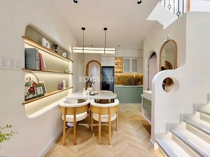 Bán nhà sổ hồng riêng Lê Văn Linh P13 Q4 42,9m2 - 3tỷ220tr