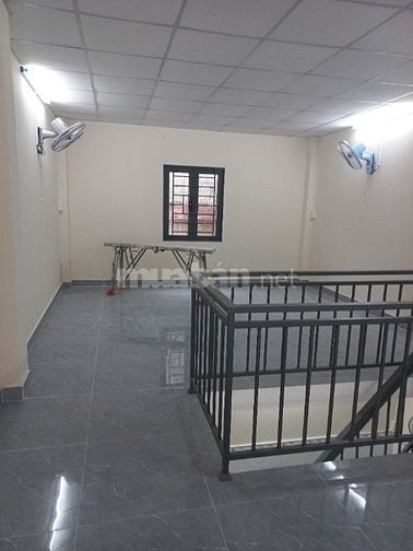 Cho thuê nhà mặt tiền hà huy giáp, kinh doanh đa ngành nghề