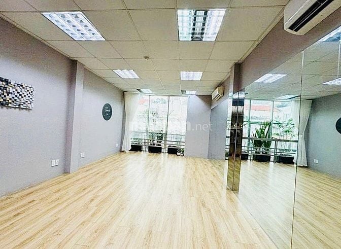 CHO THUÊ NHÀ MẶT TIỀN NGAY NHÀ THỜ BA CHUÔNG
