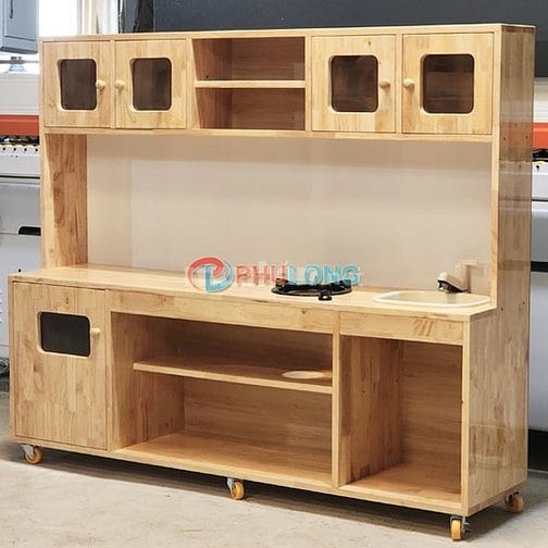 TỦ BẾP MẦM NON PL2552B – CHO TRẺ HÓA THÂN THÀNH “ĐẦU BẾP NHÍ”