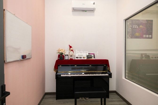 YAMAHA MUSIC SQUARE – URBAN MUSIC TUYỂN NV BÁN HÀNG & TƯ VẤN HỌC NHẠC