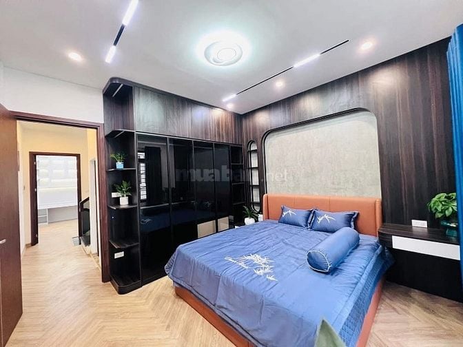 Bán nhà căn Nguyễn Hồng Đào, p14,q Tân Bình giá 3tỷ400tr diện tích lớn