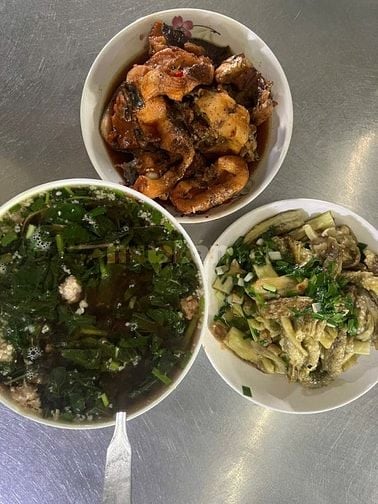 Tìm việc theo giờ chuyên nấu an gia đình ,giúp việc ,trong bé