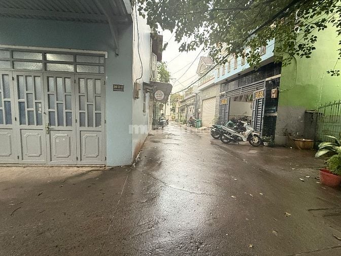 Bán nhà sổ Hồng Chung, Đường Bùi Văn Ngữ, Phường Hiệp thành Q12