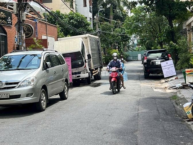 Bán biệt 36/70 Nguyễn Gia Trí, P25, Bình Thạnh, 428m2 đất Giá 85 tỷ