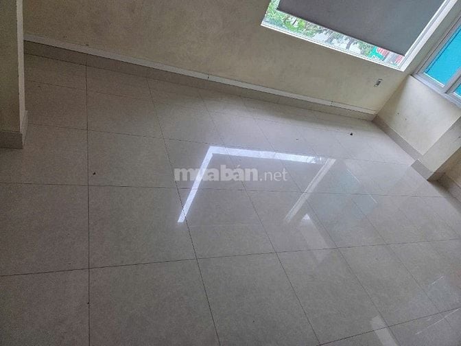 Chính chủ cần cho thuê mặt bằng sảnh t1
