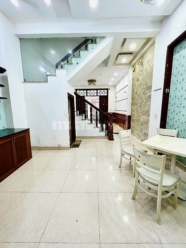 Bán nhà 2 lầu giá 6,6 tỷ phường BTĐ TP Thủ Đức