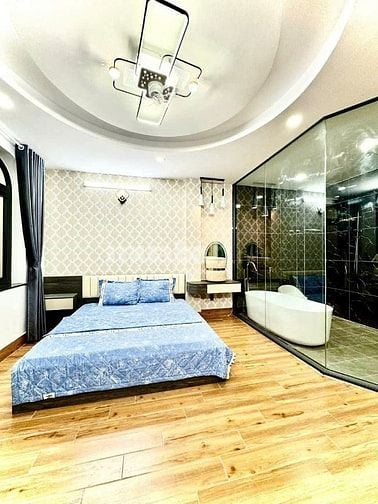 Bán gấp nhà 5x18m, 3 tầng, đường Phạm Văn Bạch, 7 tỉ 800tr 
