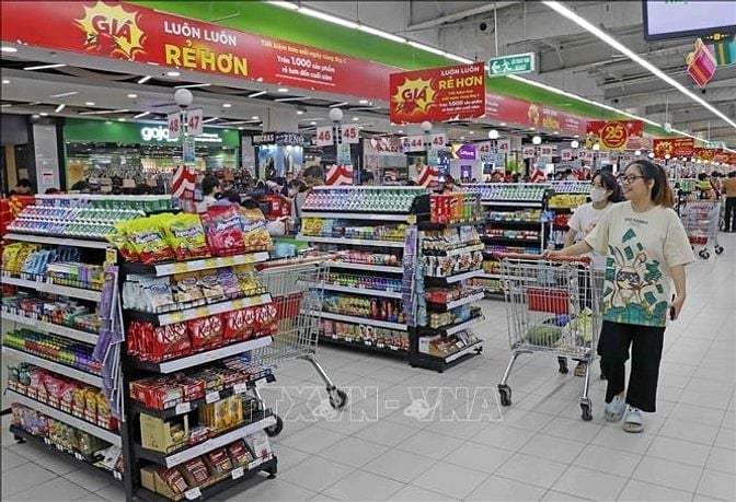 Siêu thị  tuyển việc làm trung tuổi/sinh viên bán hàng, bảo vệ, tạp vụ