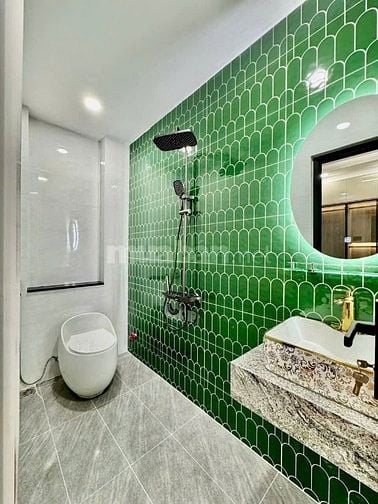 Bán gấp nhà 5x18m, 3 tầng, đường Phạm Văn Bạch, 7 tỉ 800tr 