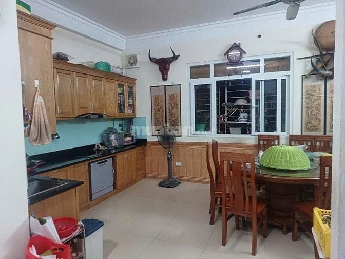 HÀNG HIÉM TÒA NHÀ 6 TẦNG, THANG MÁY SIÊU VIP, NGÕ THÔNG, Ô TÔ ĐỖ CỬA