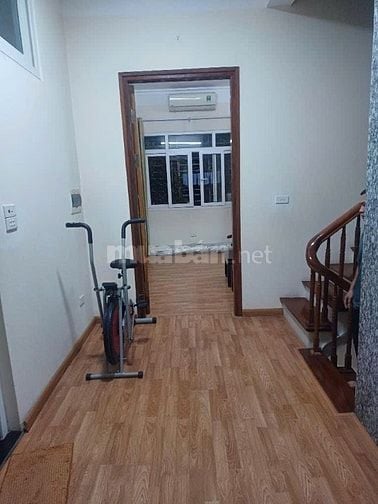 HÀNG HIÉM TÒA NHÀ 6 TẦNG, THANG MÁY SIÊU VIP, NGÕ THÔNG, Ô TÔ ĐỖ CỬA