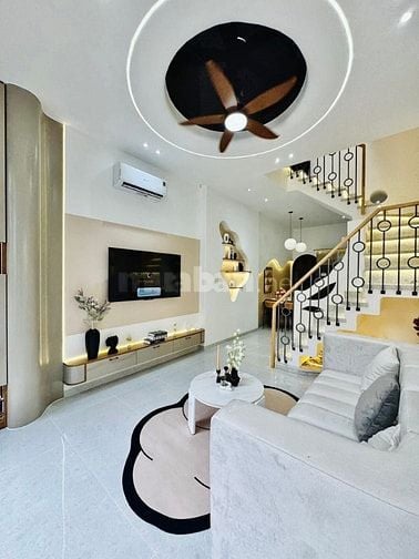 BÁN NHÀ GIÁ CỰC SỐC-NHÀ ĐEP-CHỦ NHÀ THIỆN CHÍ-KHU VỰC DÂN CƯ YÊN TỈNH