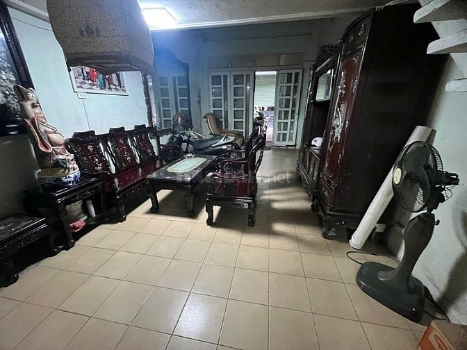 Bán đất tặng nhà Minh Khai,142m,vỉa hè 12m,oto vào nhà, mặt tiền