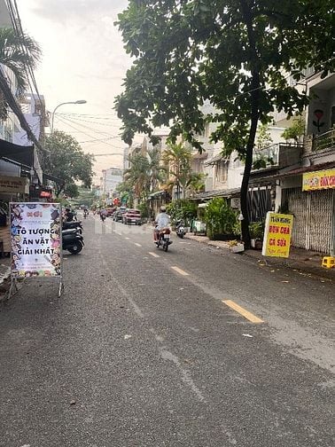 Bán nhà 4.5x17m ( nở hậu 4.9m ) mặt tiền Tám Danh P4 Q8 