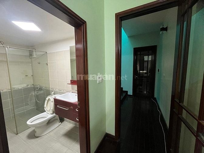 Bán nhà 70m phân lô Hồ Đền Lừ, oto tránh, 5 tầng, KD đỉnh, 26.7 tỷ