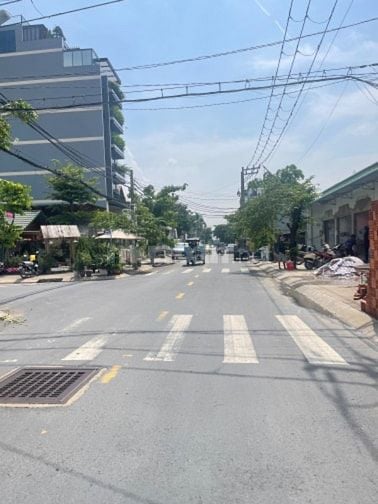Bán biệt thự Dương Quảng Hàm gần sông Vàm Thuật, 13x18m, giá rẻ