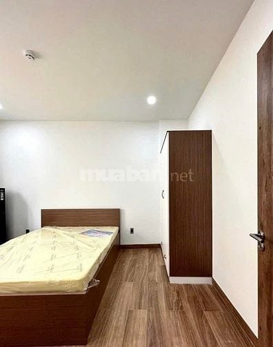 Cho thuê căn hộ dịch vụ, Hẻm 104 Thành Thái, P12, Q10.