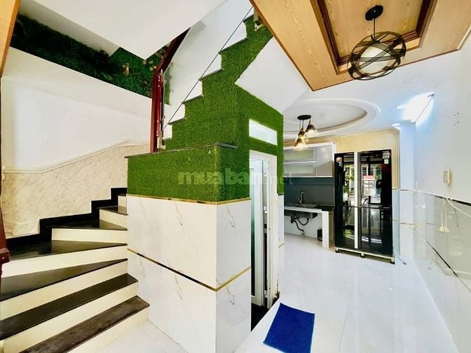 Bán gấp nhà ở đường Nam Kỳ Khởi Nghĩa, phường Võ Thị Sáu, quận 3, giá 
