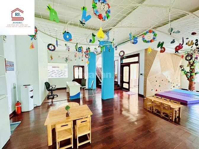 Cho Thuê Biệt Thự Mặt Tiền: 24 Trần Văn Sắc, P.Thảo Điền, Quận 2