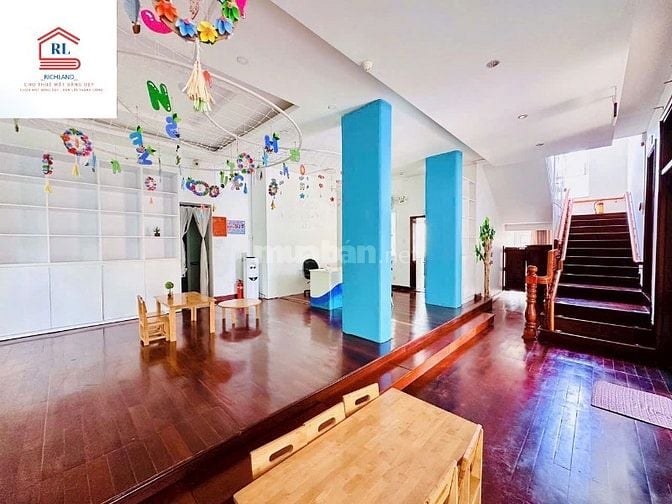 Cho Thuê Biệt Thự Mặt Tiền: 24 Trần Văn Sắc, P.Thảo Điền, Quận 2
