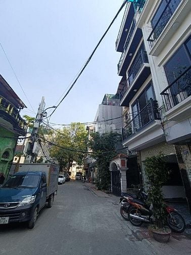 NHÀ MỚI 5 TẦNG LÔ GÓC KHU LÕI BỒ ĐỀ - MẶT NGÕ Ô TÔ TRÁNH - 13.6 TỶ