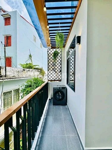 Bán gấp nhà Trần Hữu Trang, Phú Nhuận. Giá 2,65 tỷ/56m2, hẻm xe hơi 