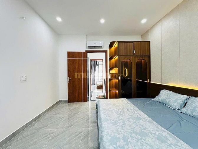 Dưới 3 Tỷ mua ngay căn nhà đẹp 48m2 ngay Phạm Ngũ Lão, GV. Hẻm thông