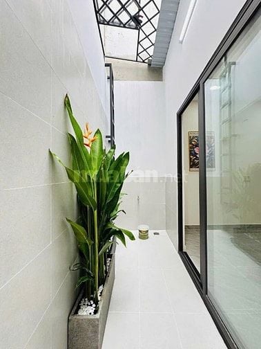 Dưới 3 Tỷ mua ngay căn nhà đẹp 48m2 ngay Phạm Ngũ Lão, GV. Hẻm thông