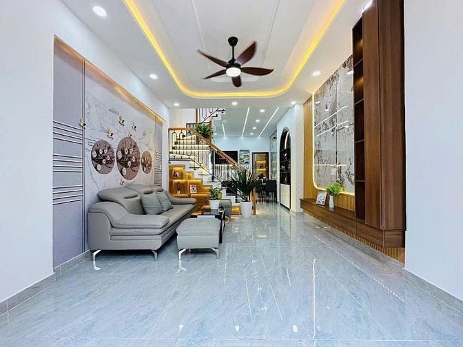 Dưới 3 Tỷ mua ngay căn nhà đẹp 48m2 ngay Phạm Ngũ Lão, GV. Hẻm thông