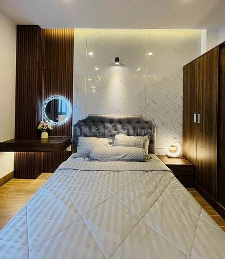 Nhà đẹp mới toanh dọn vào ở được ngay đường Hoang Hoa Thám, Phú Nhuận