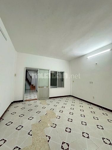 Cho Thuê nhà 2 tầng, 81 Lê Văn Sỹ, Phú Nhuận, 42 triệu/tháng