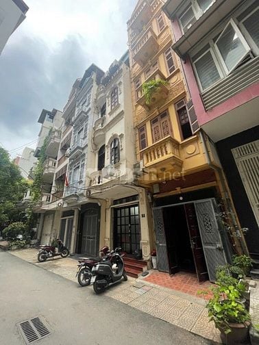 NHÀ ĐẸP - NGAY MP TRẦN QUANG DIỆU - PHÂN LÔ Ô TÔ TRÁNH – CHỈ 17 TỶ 