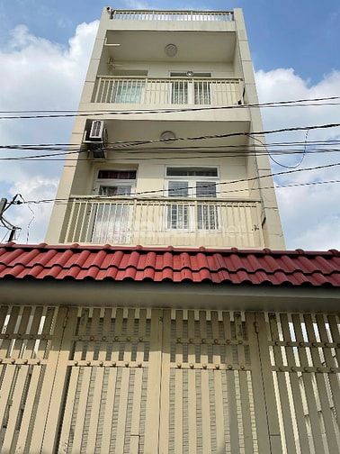 Lê Văn Chí - Thủ Đức, HXH, 65m2, 4 tầng, giảm còn 5.9tỷ ( Còn TL)