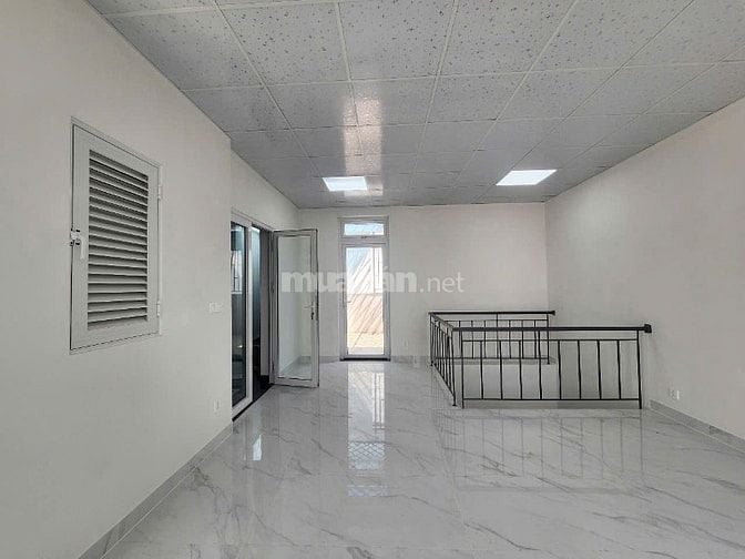 Nhà Mới Xây Sàn Suốt -140m2-3L-Thang máy-MT Vũ Tông Phan An Phú Quận2