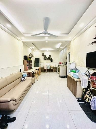 NGAY BV 115 THÀNH THÁI Q.10 - HẺM RỘNG ĐẸP 1 TRỤC THÔNG - HIẾM NHÀ BÁN