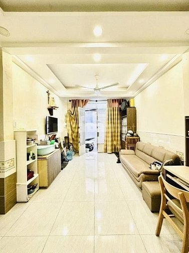 NGAY BV 115 THÀNH THÁI Q.10 - HẺM RỘNG ĐẸP 1 TRỤC THÔNG - HIẾM NHÀ BÁN