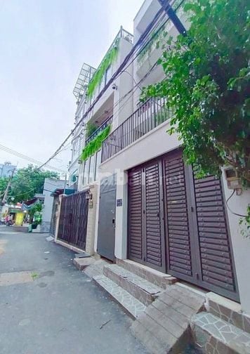 Giảm 400tr bán gấp nhà 3 tầng xe hơi đỗ cửa sát đường Nguyễn Tư Giản