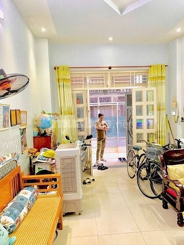 Bán nhà hẻm 3m(3 gác) Kênh Tân Hóa, P.Phú Trung, Q.Tân Phú giá 5.3 tỷ