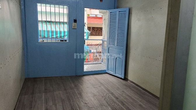 Cho thuê nhà Võ Văn Tần Q3, 2 tầng,60m2,2p_1wc_giá 10 triệu