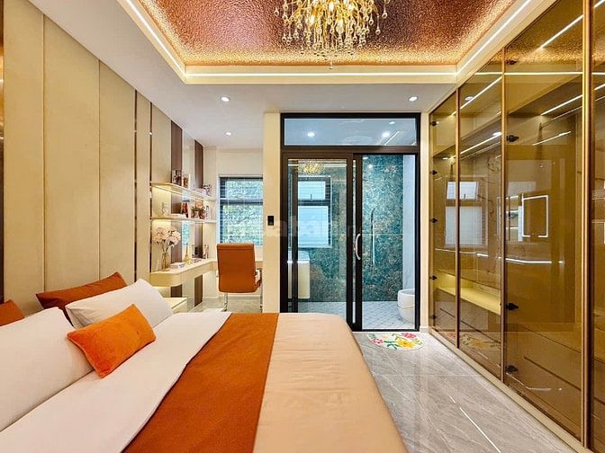 SIÊU PHẨM NHÀ CÓ THANG MÁY Ở GV