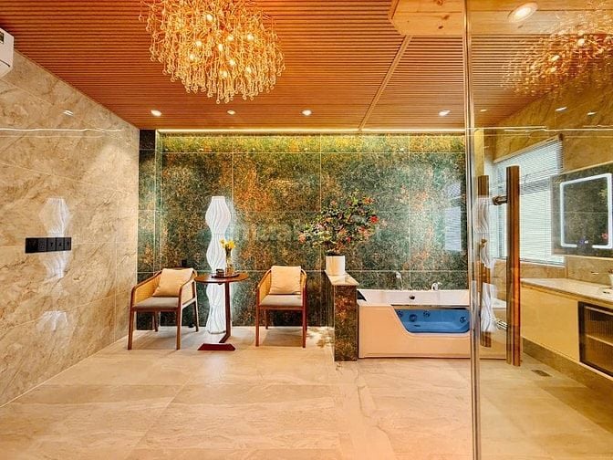 SIÊU PHẨM NHÀ CÓ THANG MÁY Ở GV