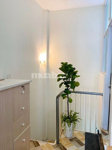 Bán nhà Phường 1, Quận Bình Thạnh Lê Văn Duyệt 4 tầng trệt 2 lầu ST.
