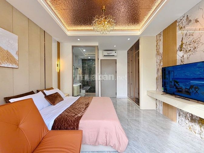 SIÊU PHẨM NHÀ CÓ THANG MÁY Ở GV