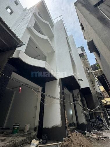 BÁN NHÀ MỚI 5TẦNG PHỐ NGỌC LÂM - ĐẦU TƯ - VỊ TRÍ TRUNG TÂM - 7.2 TỶ